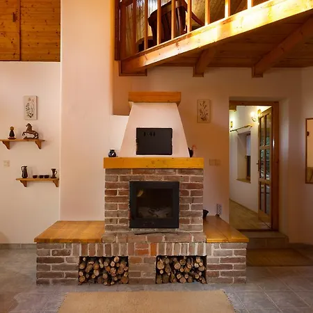 Matyi Bacsi Vendeghaz Apartment